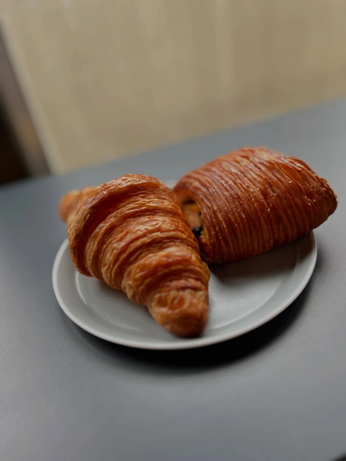 木・金限定でパンの提供が始まります🥐